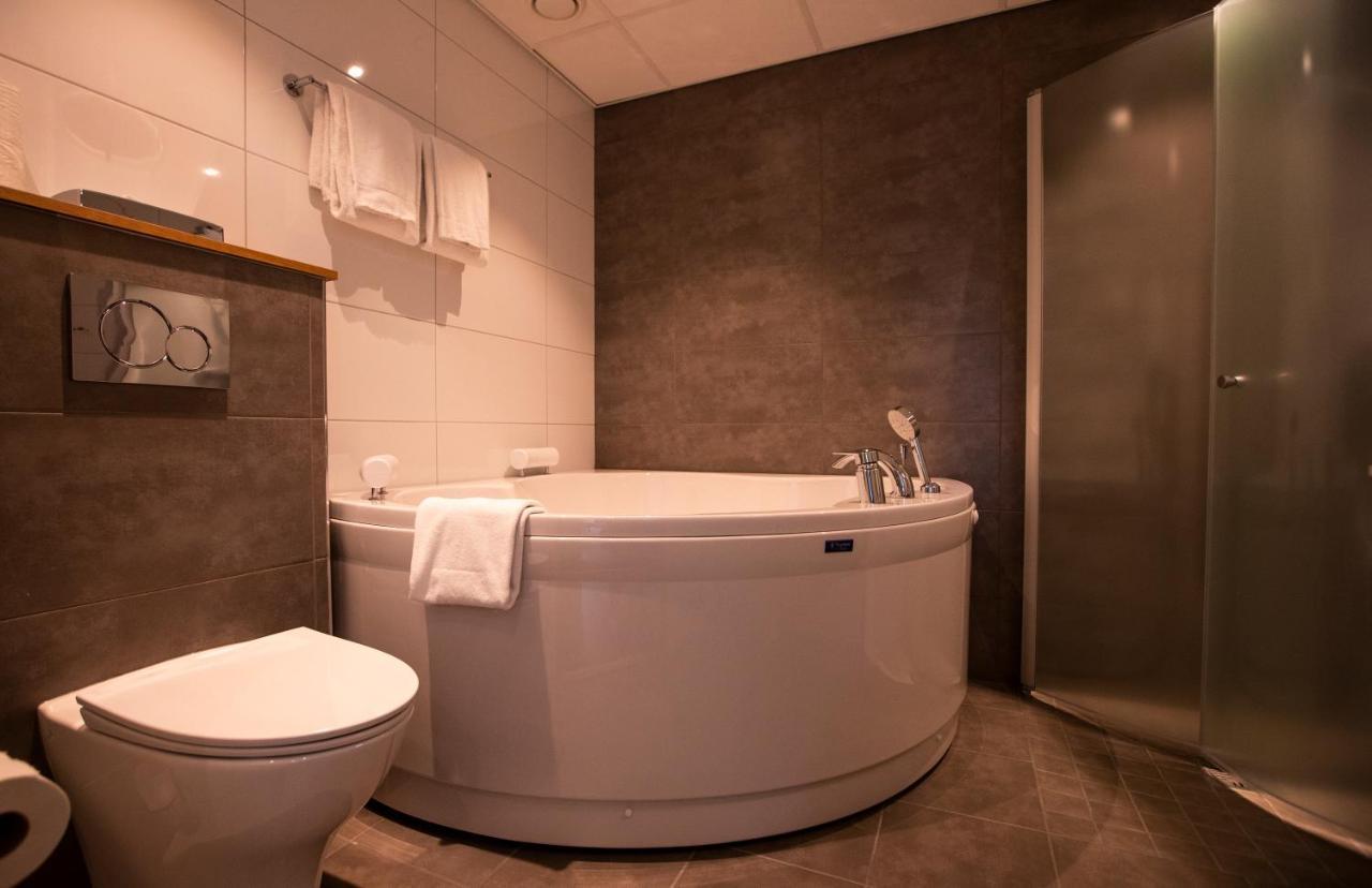 Park Alandia Hotel Mariehamn Eksteriør billede